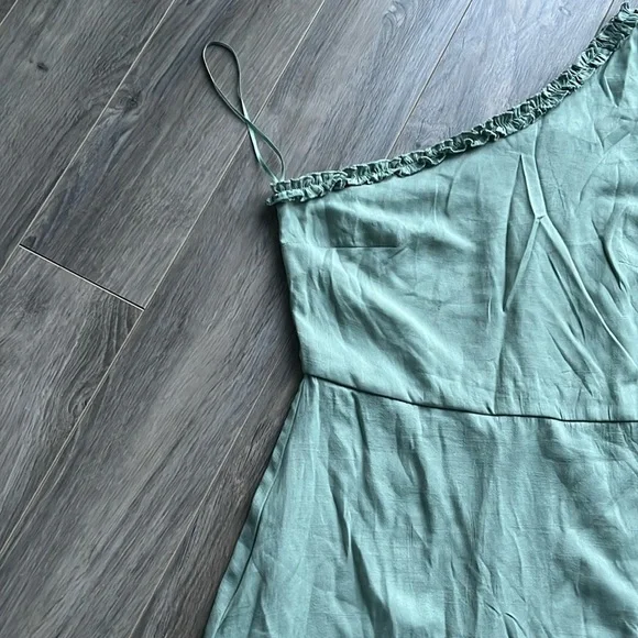 Francesca’s Landyn One Shoulder Ruffled Mini Dress - Picture 3 of 6